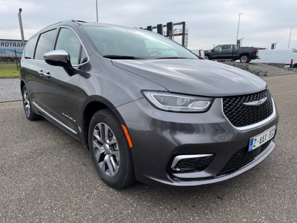 Chrysler Pacifica Hybrid Pinacle netto € 55.000 Chrysler Pacifica Hybrid Pinacle netto € 55.000