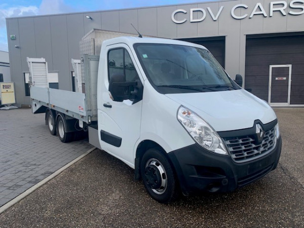 Renault Master BE Combi € 29.900 excl btw