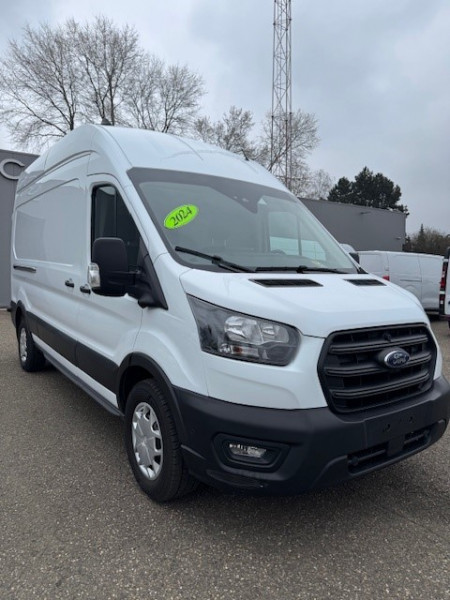 FORD TRANSIT BOUWJAAR 2024 PRIJS EXCL BTW € 23495