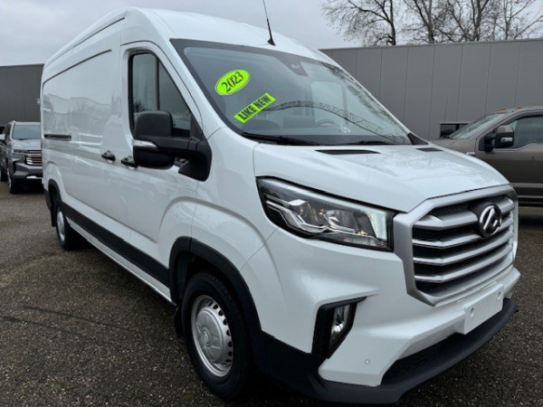 Maxus deliver 9 km 13500 !!! model 2024  NR 75  € 19495  EXCL BTW
