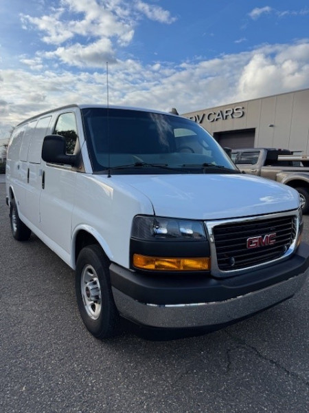 GMC SAVANA 6.6 L  BENZINE LICHTE VRACHT