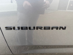 Chevrolet suburban z 71  5 plaatsen lichte vracht