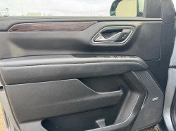 Chevrolet suburban z 71  5 plaatsen lichte vracht