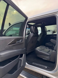 Cadillac escalade esv 4 pl lichte vracht nieuwe staat