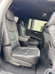 Cadillac escalade esv 4 pl lichte vracht nieuwe staat