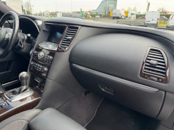 Infiniti fx 37  Lichte vracht 2 plaatsen