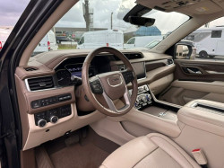 GMC SUV DENALY 4 PLAATSEN LICHTE VRACHT