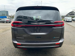 Chrysler Pacifica Hybrid Pinacle netto € 55.000