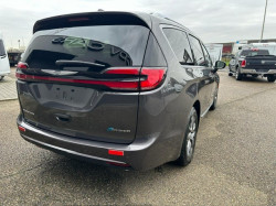 Chrysler Pacifica Hybrid Pinacle netto € 55.000