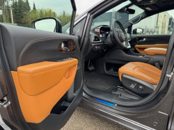 Chrysler Pacifica Hybrid Pinacle netto € 55.000