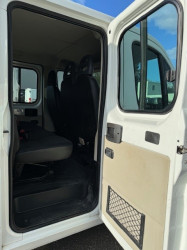 Peugeot boxer 7 plaatsen € 13995 excl btw nr 84