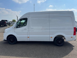 MERCEDES SPRINTER 170 PK BJ 2023  netto € 34995