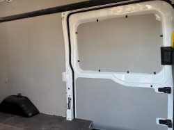 Ford Transit lengte 2 hoogte 2   € 15395 excl btw