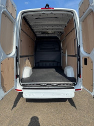 mercedes sprinter 317 automaat 2024  netto € 39995