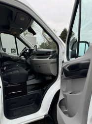 Maxus deliver 9 km 13500 !!! model 2024  NR 75  € 19495  EXCL BTW