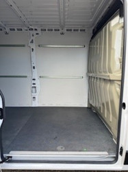 peugeot boxer l 3 h 2 km 17000 !!! netto € 20880