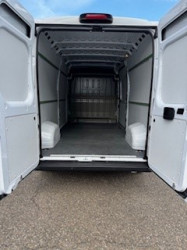 peugeot boxer l 3 h 2 km 17000 !!! netto € 20880