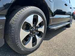 Ford F 150 Lightning netto € 79900