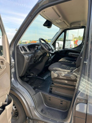 iveco daily automaat netto 32800        www.cdvtrucks.be