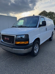 GMC SAVANA 6.6 L  BENZINE LICHTE VRACHT