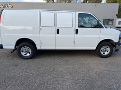 GMC SAVANA 6.6 L  BENZINE LICHTE VRACHT