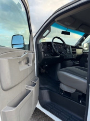 GMC SAVANA 6.6 L  BENZINE LICHTE VRACHT