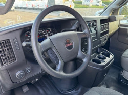 GMC SAVANA 6.6 L  BENZINE LICHTE VRACHT